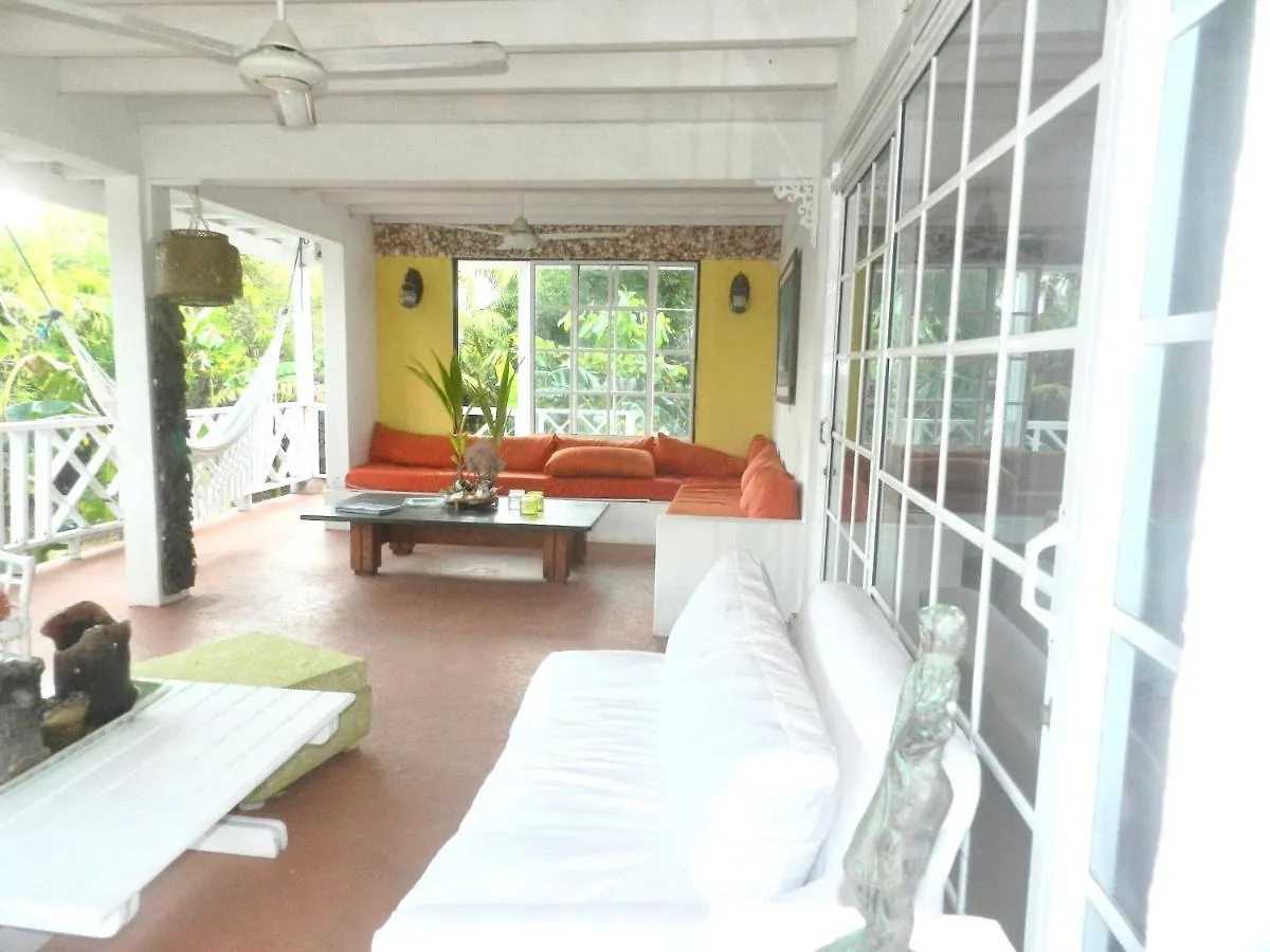 Villa Ocean View Sai San Andrés