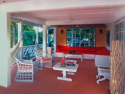 Villa Ocean View Sai San Andrés